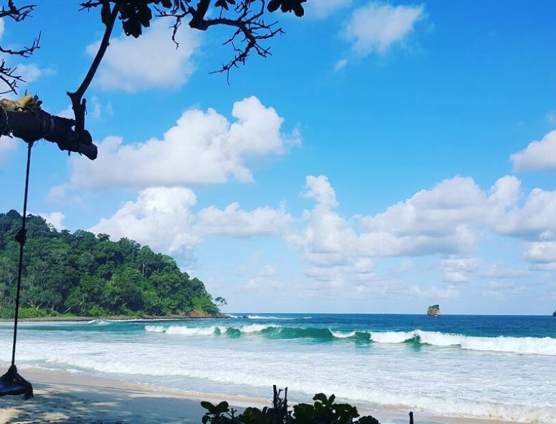 Pantai Sendiki, Surga Tersembunyi Nan Indah Malang Selatan & Wisata ...