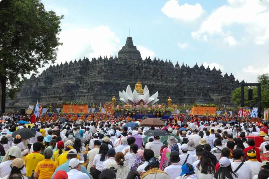 festival waisak